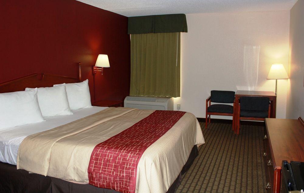 Red Roof Inn Spartanburg Exterior foto